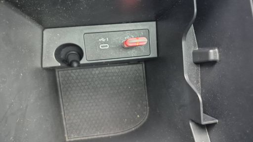 Nissan Qashqai 1.5 E-Power 190 BVA7 - Tekna+ – 2023 – 54084 km – Hybride essence – Boîte Automatique — photo 13