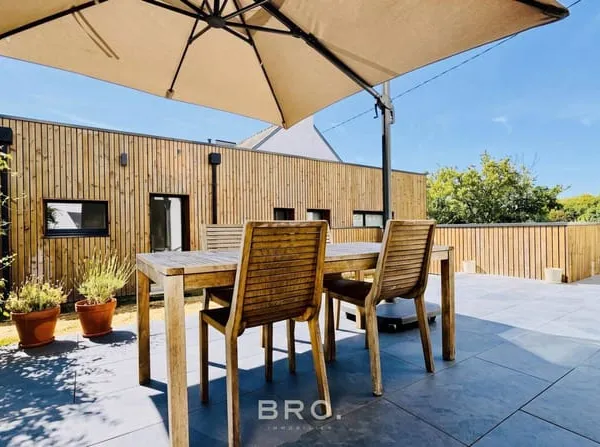 Maison 7 pièces 223 m²