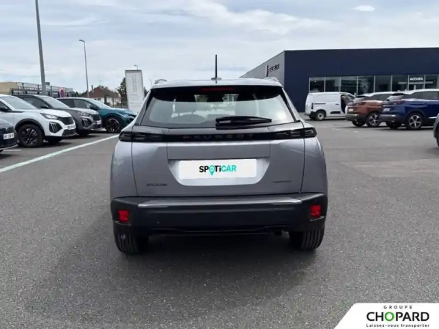 Peugeot 2008 hybrid 110 e-dcs6 — photo 28