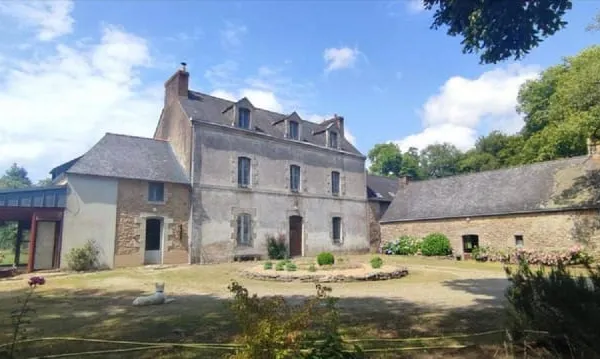 Maison 14 pièces 440 m²