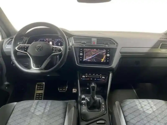 Volkswagen Tiguan 2.0 tdi 150ch dsg7 r-line — photo 8