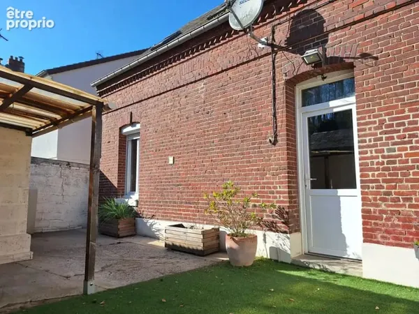 Maison de briques: proche centre-ville