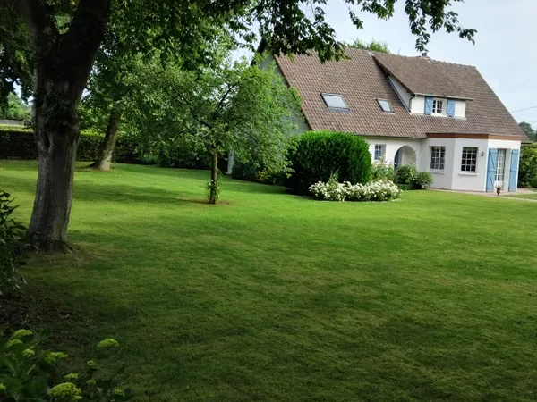 Vends maison 200m² viable de plain-pied - Terrain de 2130m²