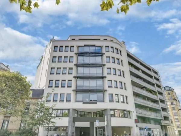 Bureaux 583 m²
