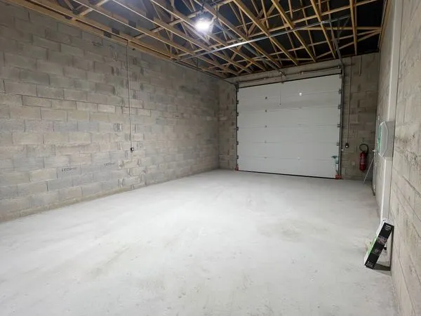 Location entrepôt, box de stockage