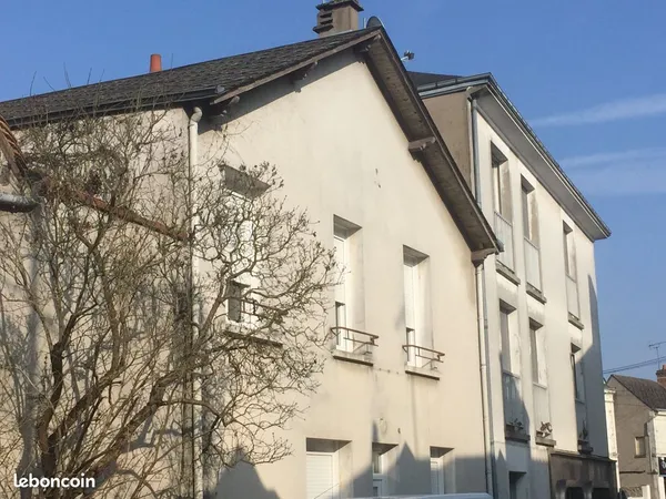 Maison de ville, 4 chambres, 140m2 rénovée en plein centre