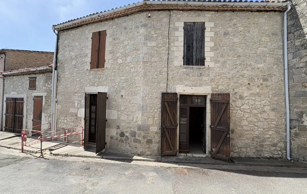 Photo 1