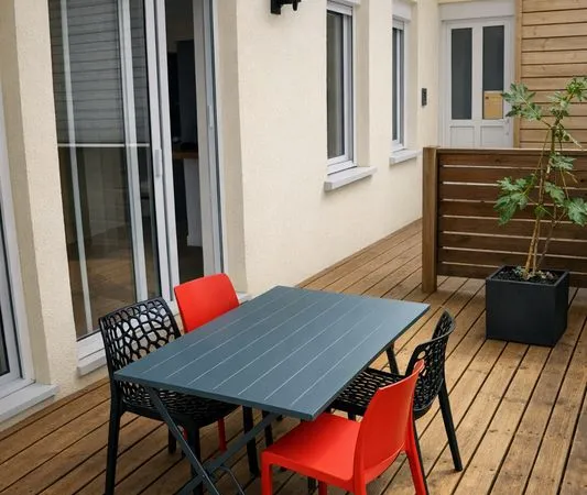 Concarneau - Appartement lumineux avec terrasse et parking, coeur de ville