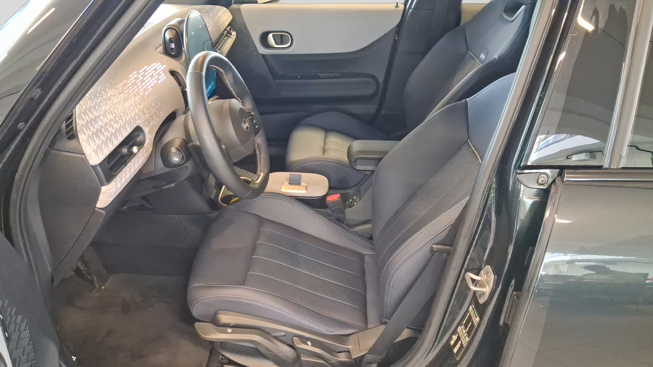 Mini Cooper 156 ch DKG7 C — photo 11