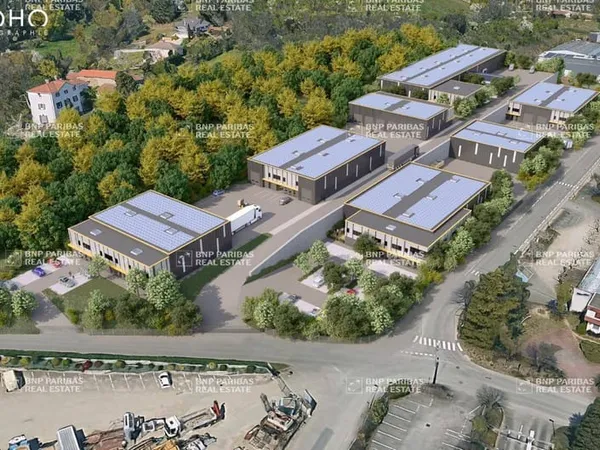 Local d'activité 1129 m²