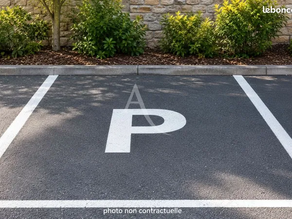 Parking/box LA ROCHELLE