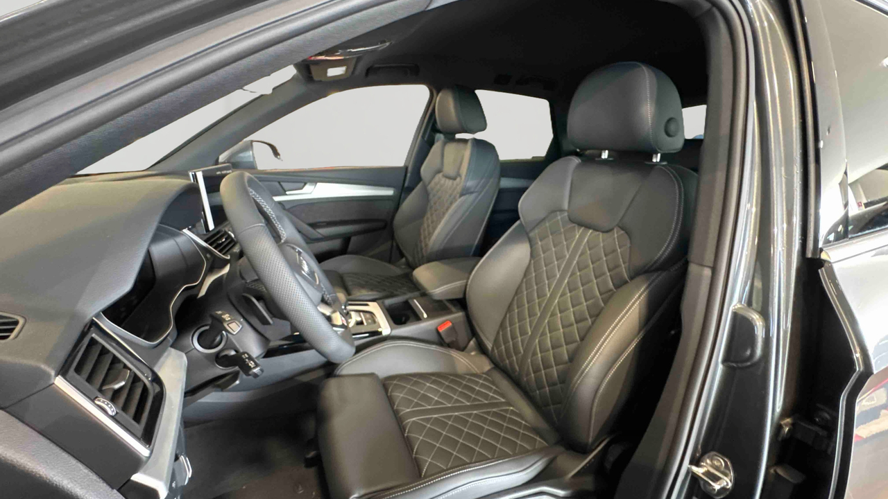Audi Q5 50 TFSIe 299 S tronic 7 Quattro — photo 22