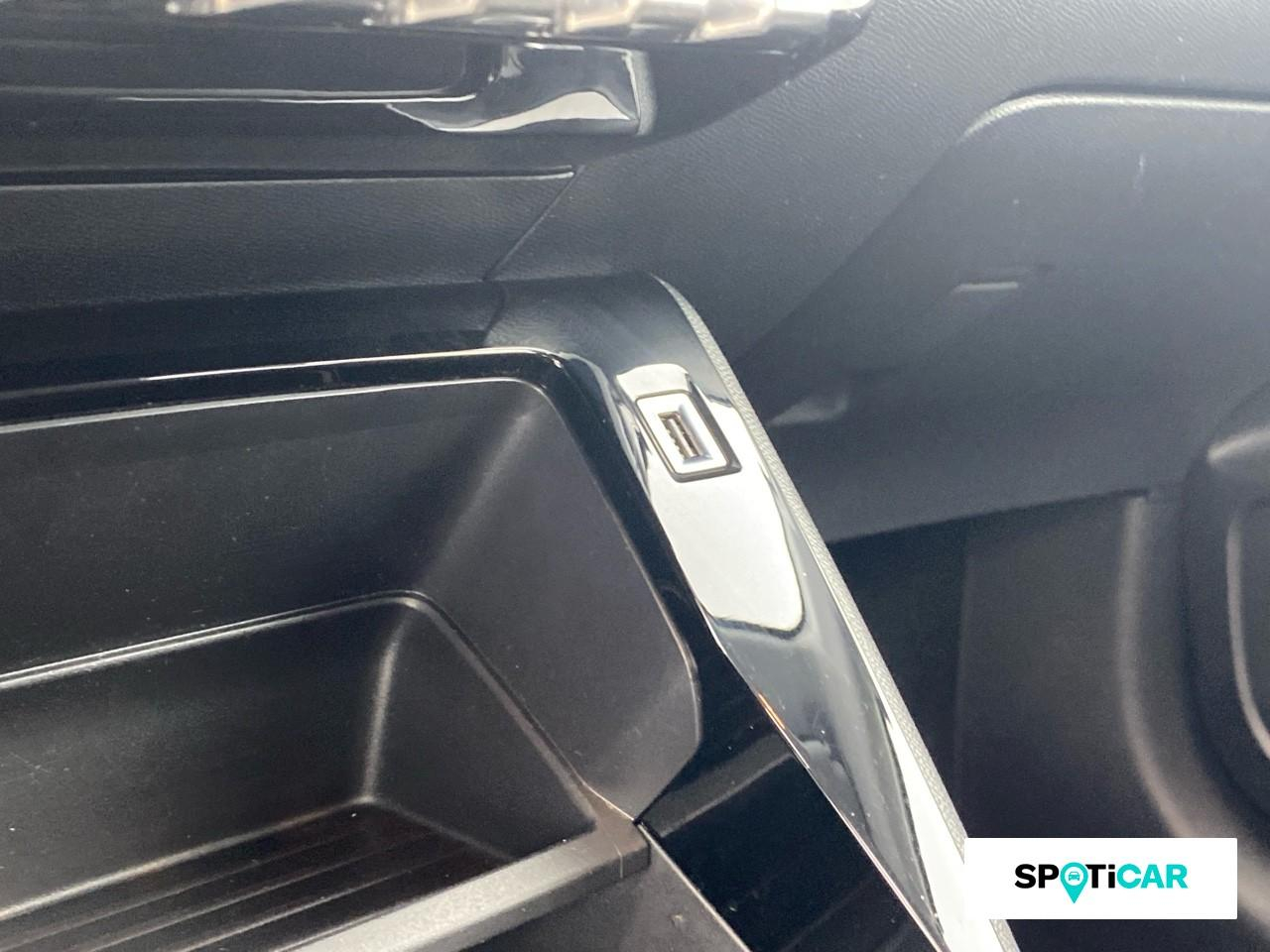 Peugeot 208 1.2 puretech 75ch s&s active business 118g — photo 19