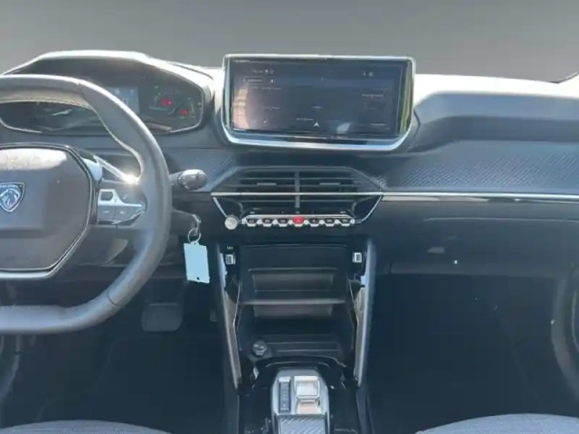 Peugeot 208 e- 156ch 54 kwh style — photo 11