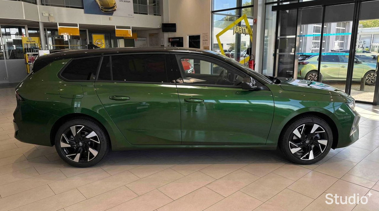 Opel Astra Sports Tourer 1.2 Turbo Hybride 145 ch Automatique — photo 6