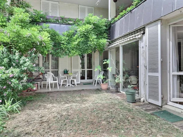 Appartement 7 pièces 168 m²