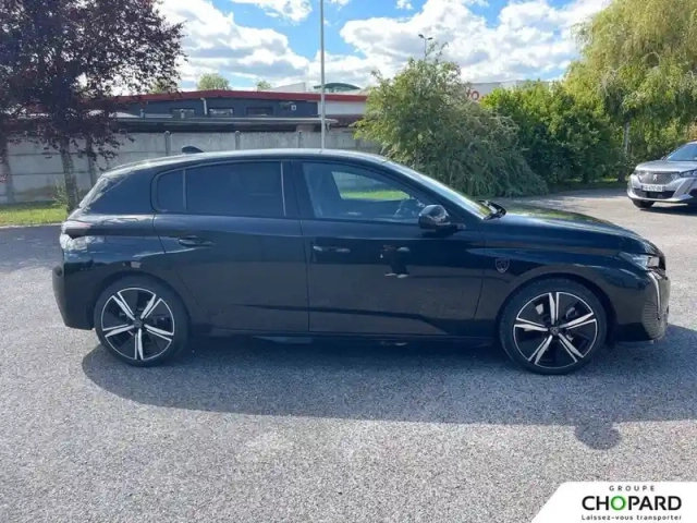 Peugeot 308 phev 180 e-eat8 — photo 31