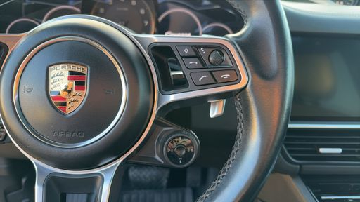 Porsche Cayenne 3.0 V6 e-Hybrid AWD 462 - N/A – 2020 – 177000 km – Hybride essence – Boîte Automatique — photo 9