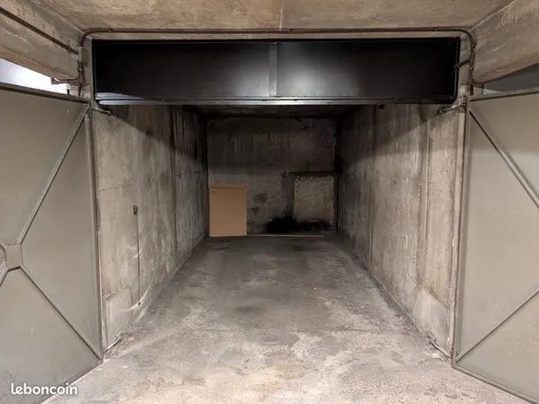 Box / parkin