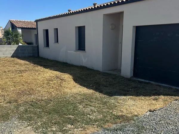 Maison plein pied à louer - Benon