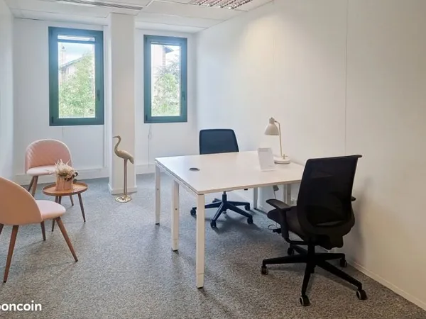 Bureau privé à louer pour 2 personnes à MAISONS LAFFITTE, Stop & Work