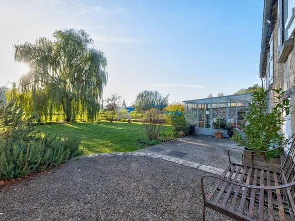 Maison 8 pièces 200 m²