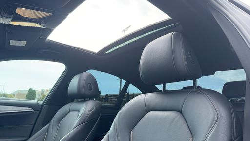 BMW Serie 5 518d 150 Steptronic8 - M Sport – 2020 – 138900 km – Diesel – Boîte Automatique — photo 25