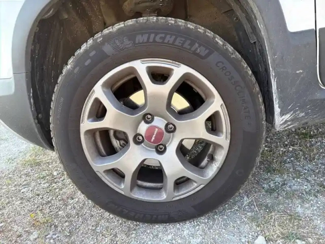 Fiat Panda 0.9 85 ch twinair s&amp;s 4x4 — photo 13