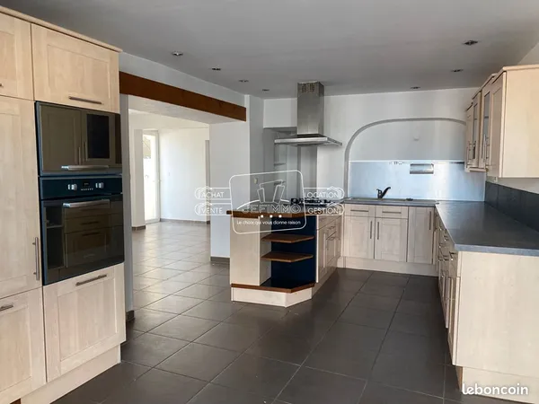 Appartement 4 pièces 95 m²