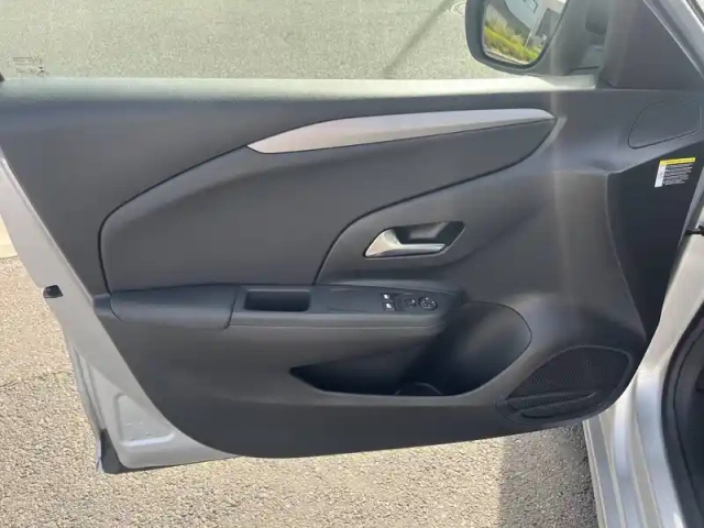 Opel Corsa electrique 136 ch &amp; batterie 50 kwh — photo 16