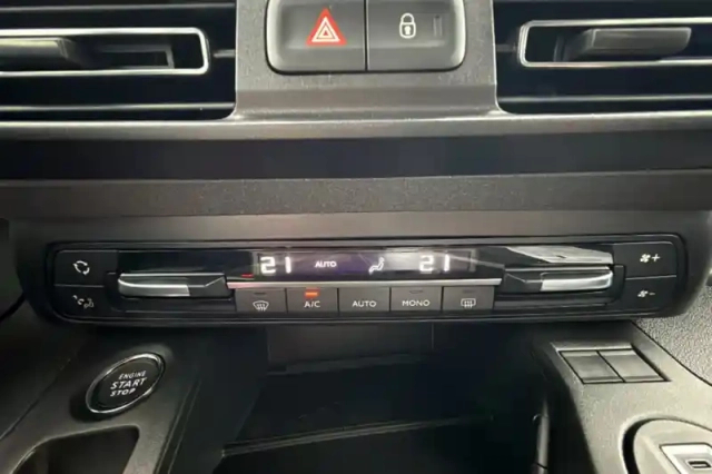 Peugeot Rifter m diesel 100 ch manuelle 5pl — photo 16