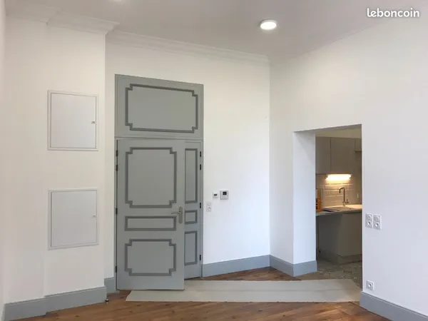 T3 haut Standing dans Château classé entièrement rénové