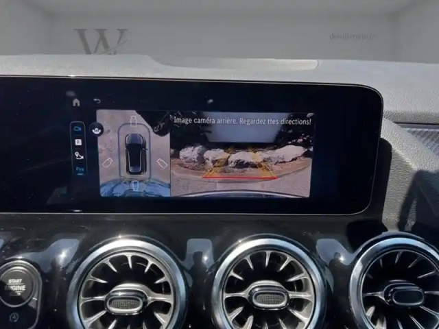 Mercedes Gla 200 d amg line — photo 18