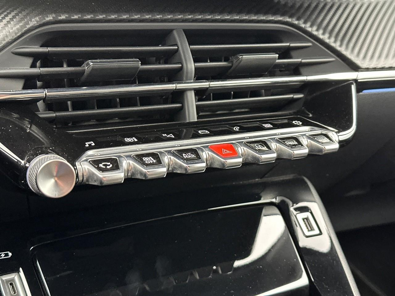Peugeot 2008 puretech 130 s&s bvm6 gt — photo 28