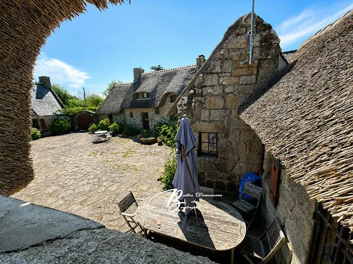 Maison 9 pièces 237 m²