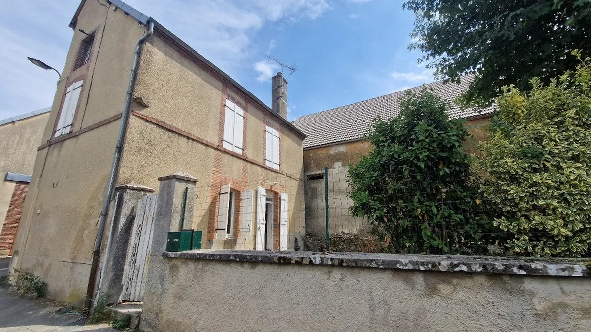 Photo 1