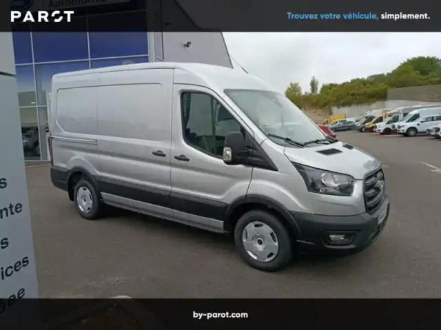 Ford Transit fourgon fg t310 l2h2 2.0 ecoblue 130ch bva8 trend — photo 12