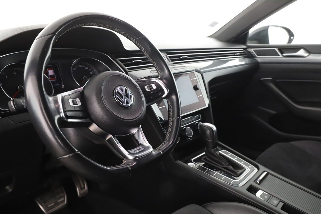 Volkswagen Arteon 2.0 TSI R-Line Exclusive DSG7 — photo 10