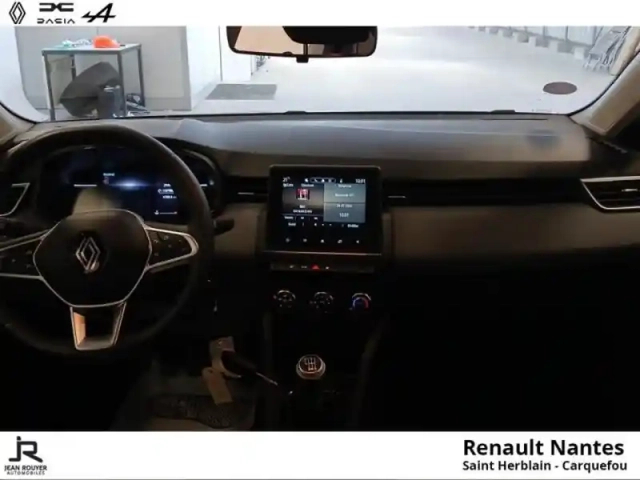 Renault Clio 1.0 tce 90ch evolution — photo 10