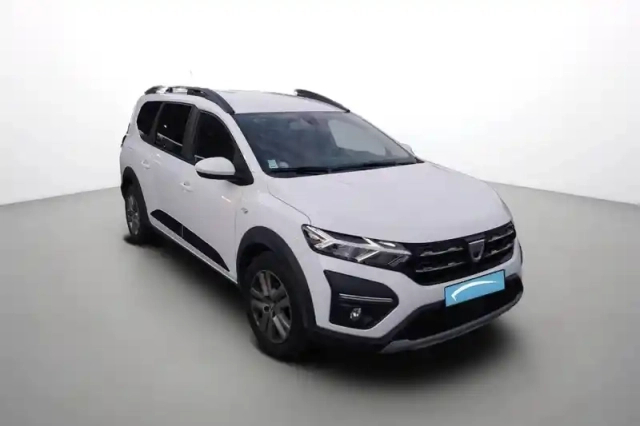 Dacia Jogger tce 110 5 places — photo 8