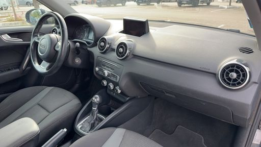 Audi A1 1.0 TFSI 95 S-Tronic 7 - S Line – 2018 – 126028 km – Essence – Boîte Automatique — photo 33