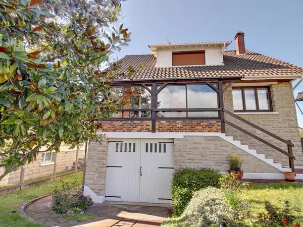Maison 6 pièces 142 m²