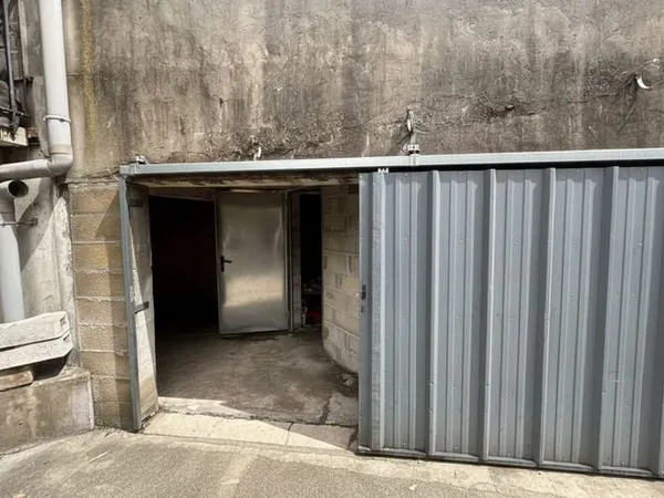 Parking/Garage