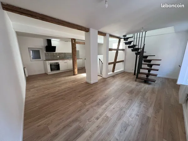 Maison de ville atypique en Triplex
