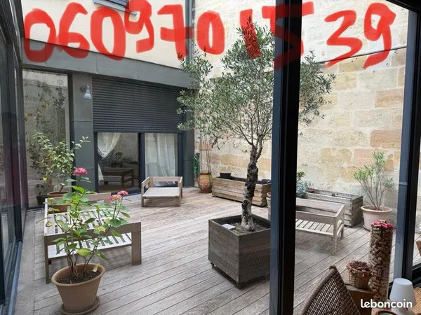 Duplex Chartrons, patio et garage