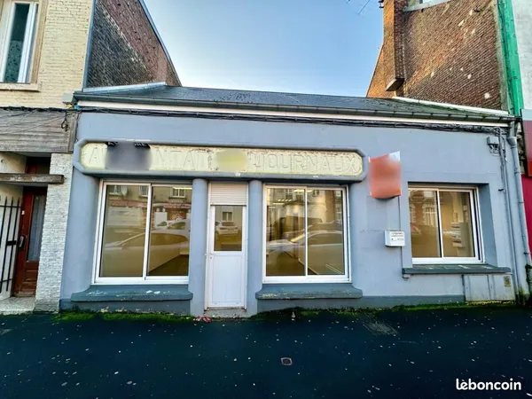 Local commercial 146 m²