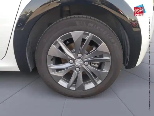 Peugeot 208 e- 136ch style — photo 10