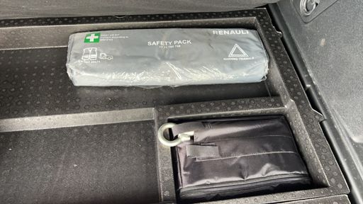 Peugeot 3008 1.6 THP 225 Hybrid-e EAT8 - Gt Pack – 2022 – 90989 km – Hybride rechargeable – Boîte Automatique — photo 39