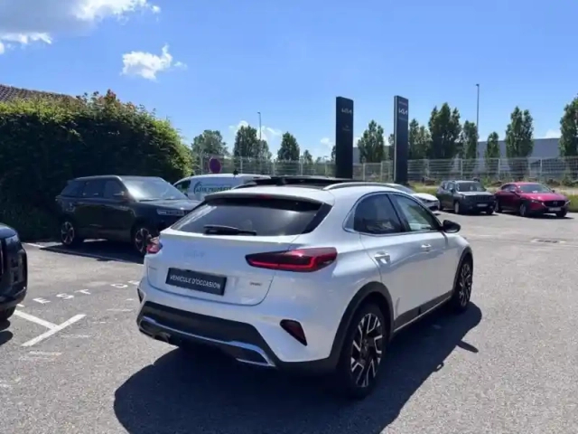 Kia Xceed 1.6 gdi 141ch phev lounge dct6 — photo 5