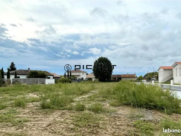 Terrain 482 m² SEILH